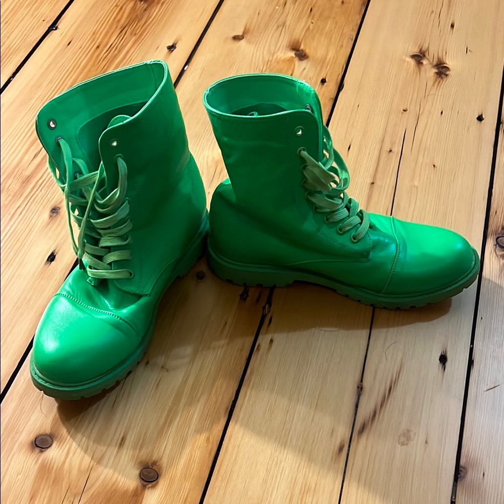 Lime green men’s boots